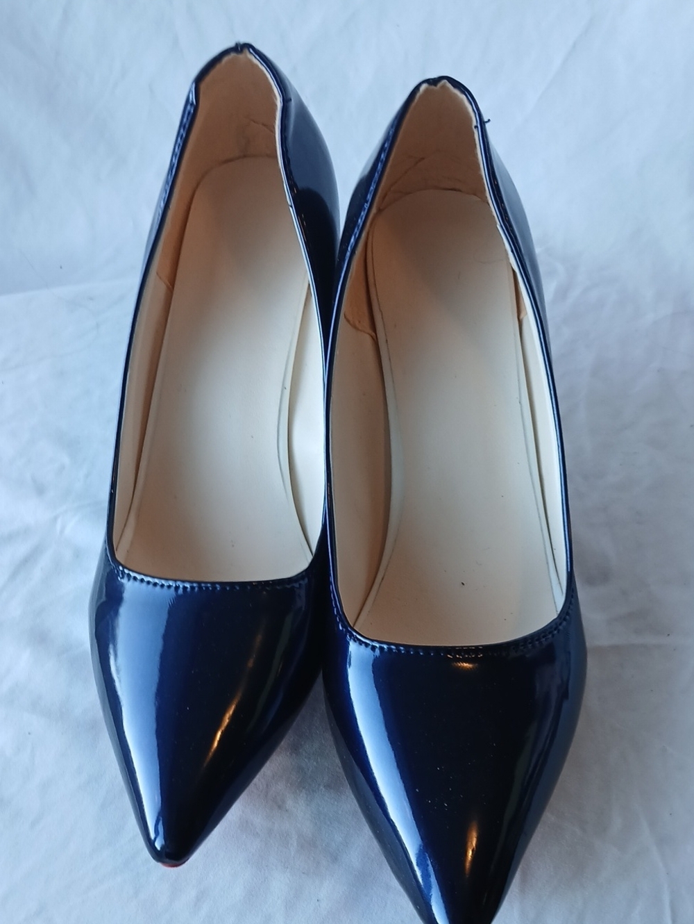 Source Unknown Navy Patent Pointed-Toe Pumps